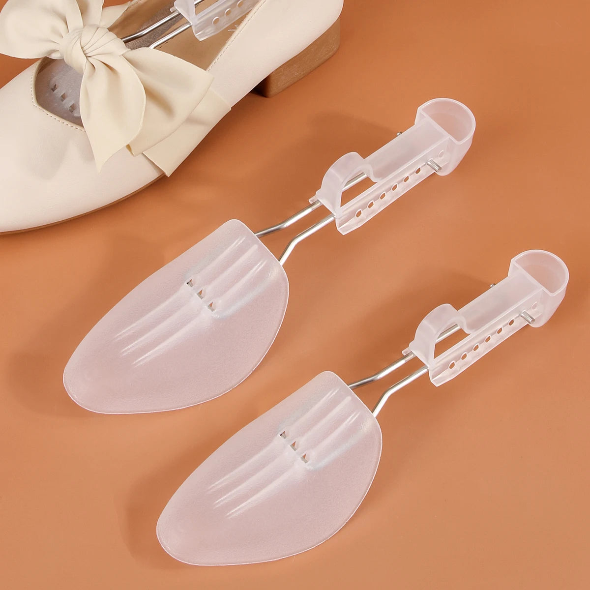 1 Pair Men and women Plastic Shoe Tree/Shoe Shaper